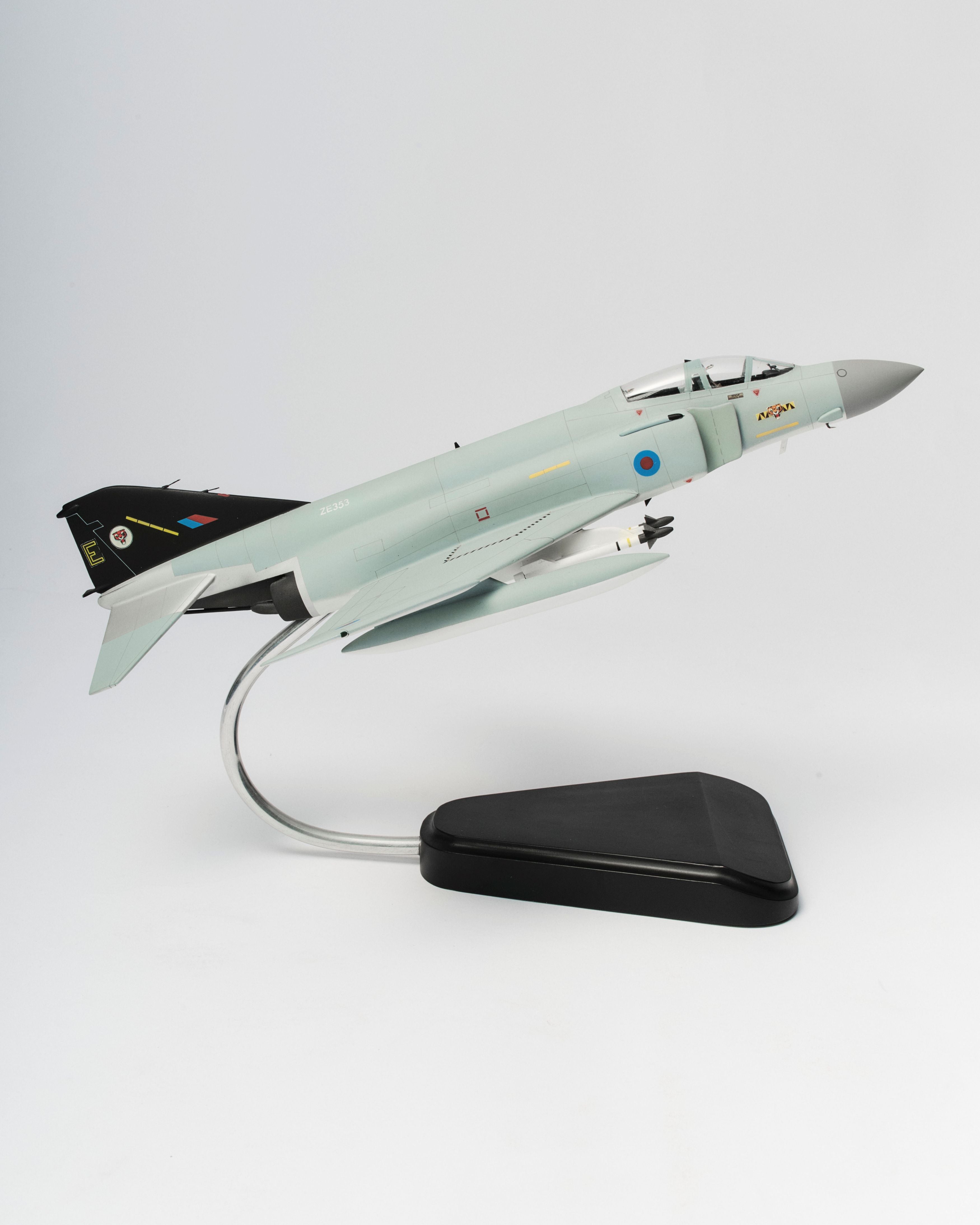 Phantom FG.1 F-4K ハンドメイド 英国海軍 スケールモデル 一点もの