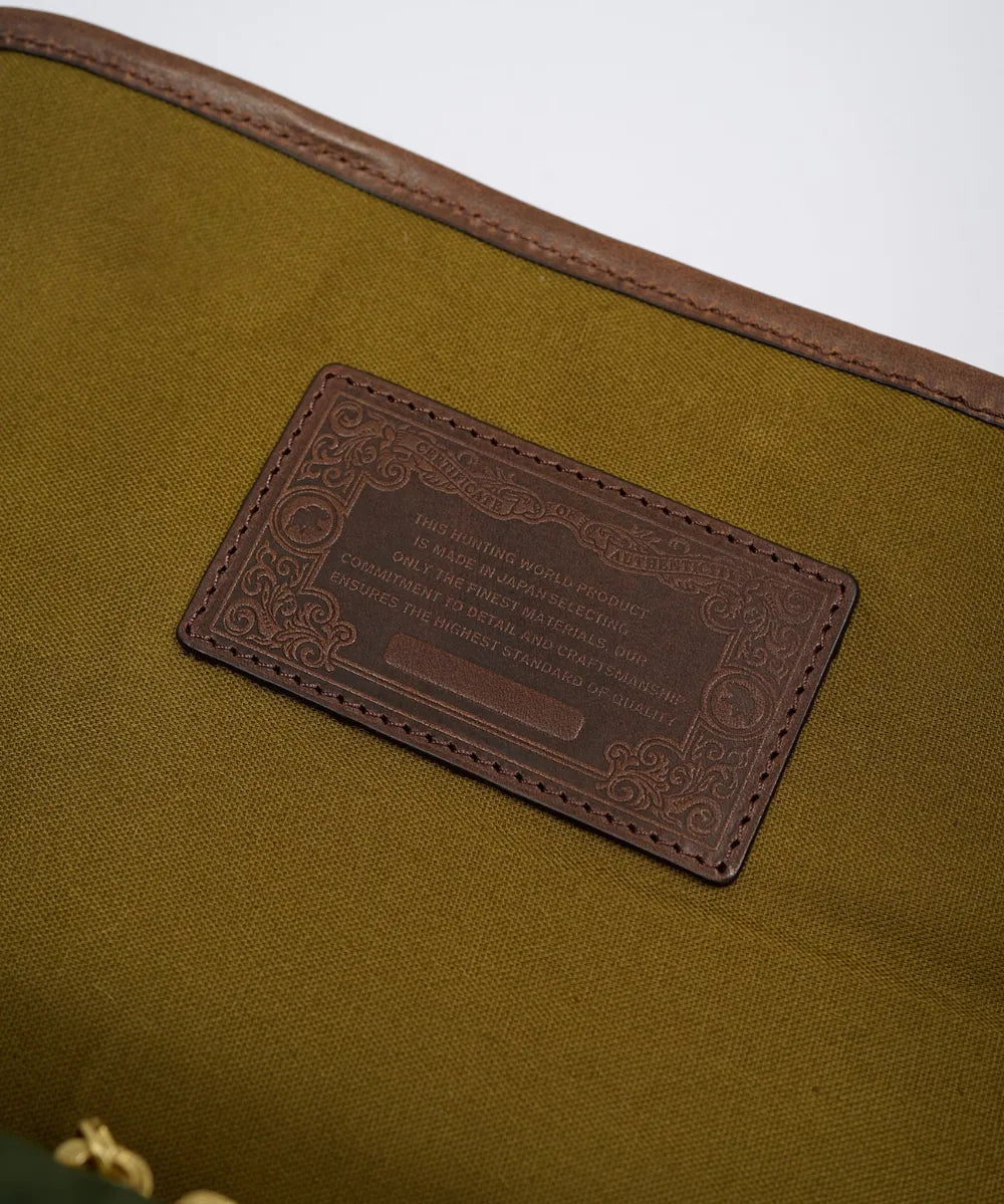 【2026年9月19日（土）全国一斉発売】HUNTING WORLD × Nigel Cabourn ミニ エクスプローラ / ヴェンタイル / グリーン
