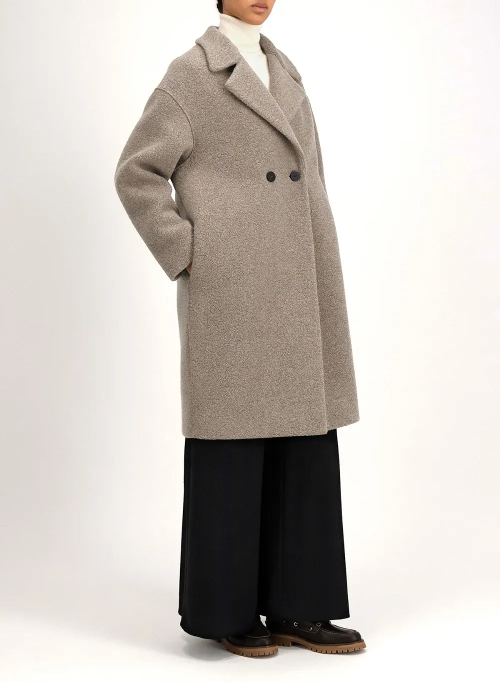 【予約販売】WOMEN / ブークレ ドロップショルダーコート / トープ