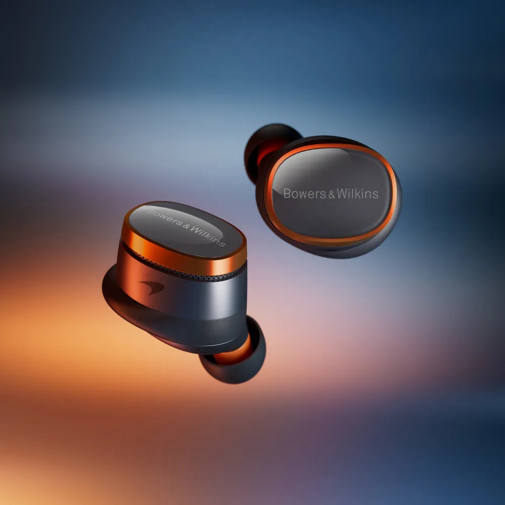 Bowers & Wilkins Pi8 McLaren Edition 限定モデル イヤフォン | B&W