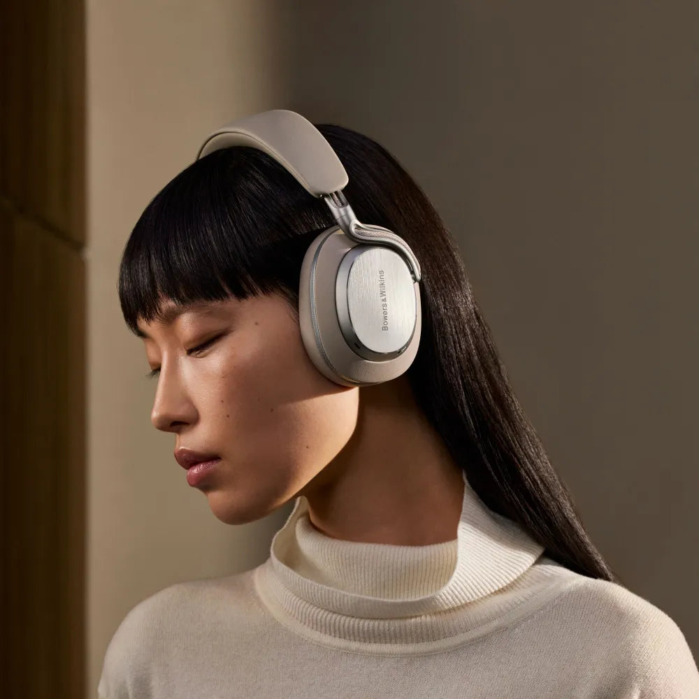 Bowers & Wilkins PX8 S2 ワイヤレスヘッドホン ウォームストーン Bowers & Wilkins PX8 S2 ワイヤレスヘッドホン ウォームストーン