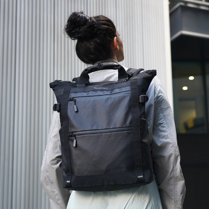 RIKR 17L テクニカル トート バックパック / ブラック