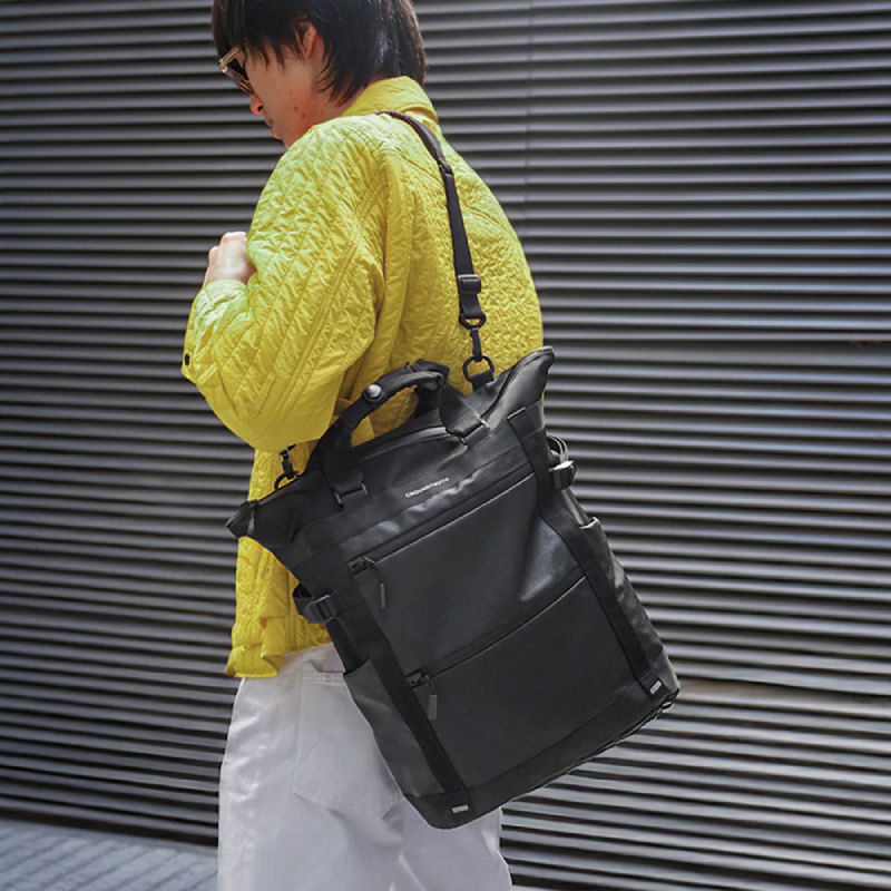 RIKR 17L テクニカル トート バックパック / ブラック