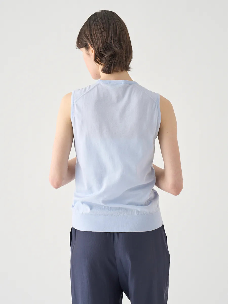 レディース / ノースリーブコットンニットプルオーバー KERRY 30G MODERN FIT / DEW（ペールブルー）