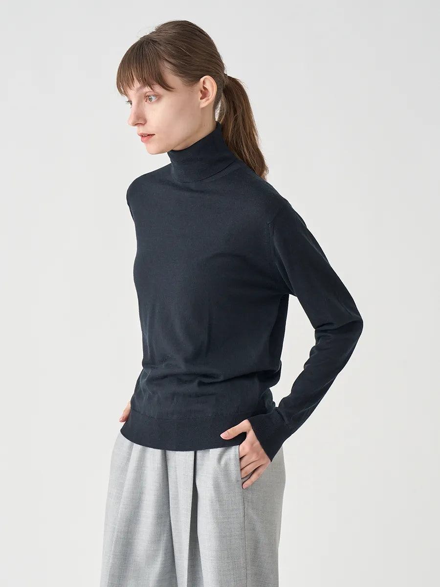 WOMEN / タートルネック長袖ニットプルオーバー LENA 30G MODERN FIT / ブラック
