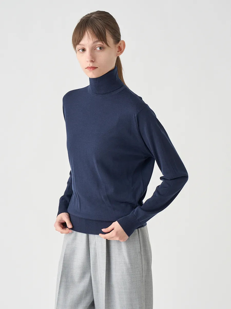 WOMEN / タートルネック長袖ニットプルオーバー LENA 30G MODERN FIT / ミッドナイト