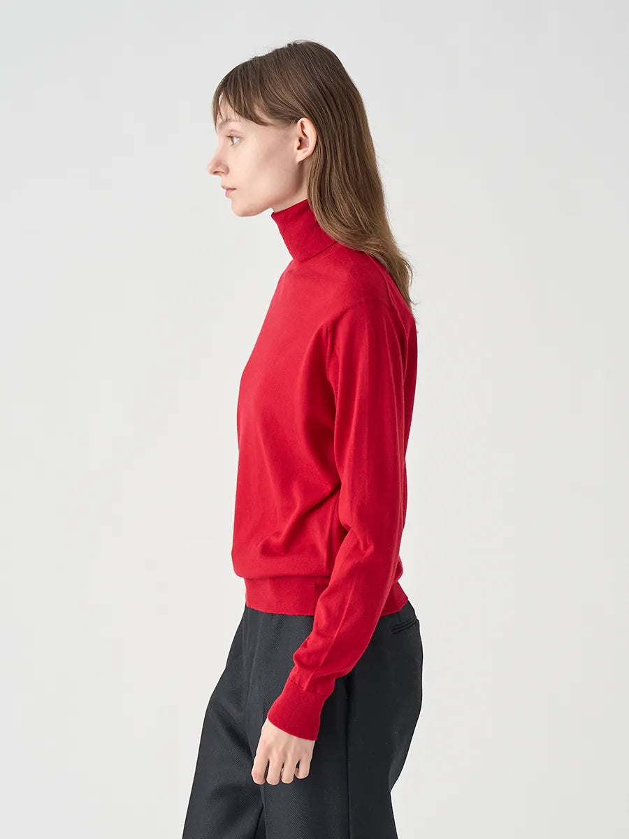 WOMEN / タートルネック長袖ニットプルオーバー LENA 30G MODERN FIT / ルビーレッド